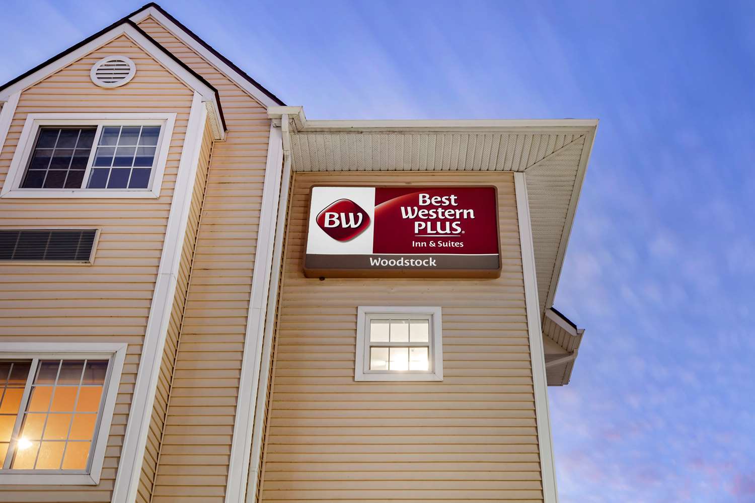Best Western Plus Woodstock Hotel & Conference Center, ON - See Discounts