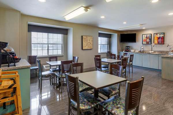 Amenities - Best Western Plus Woodstock Hotel & Conference Center