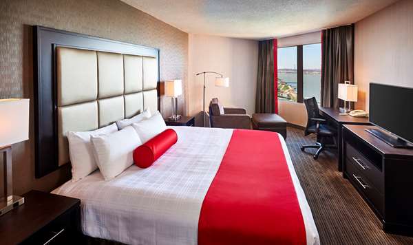  - Best Western Plus Waterfront Hotel Windsor