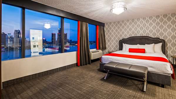  - Best Western Plus Waterfront Hotel Windsor