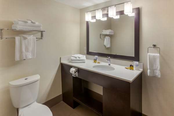  - Best Western Plus Leamington Hotel & Conference Centre