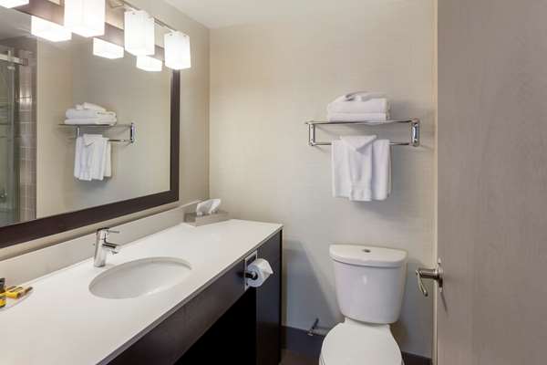  - Best Western Plus Leamington Hotel & Conference Centre