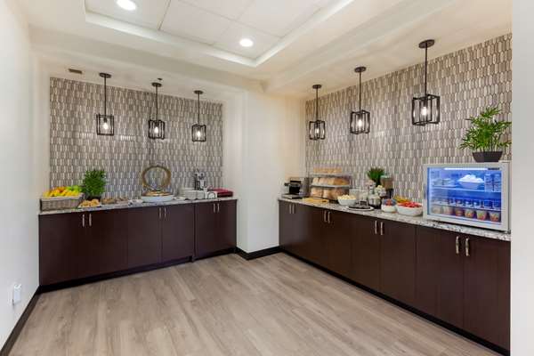 Amenities - Best Western Premier Northwood Hotel Timmins