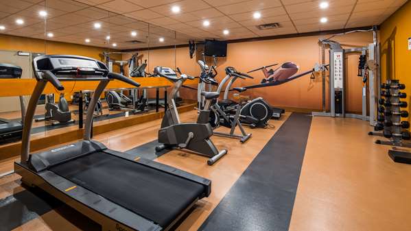 Fitness/ Exercise Room - Best Western Premier Toronto Airport Carlingview Hotel