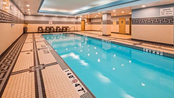 Pool - Best Western Premier Toronto Airport Carlingview Hotel