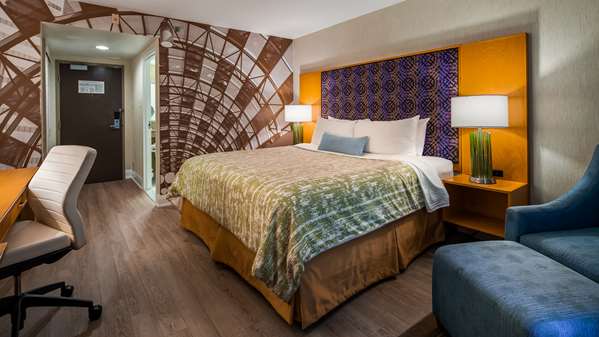  - Best Western Premier Toronto Airport Carlingview Hotel