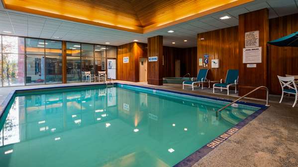 Pool - Best Western Plus Arden Park Hotel Stratford