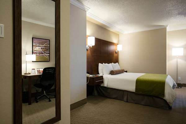  - Best Western Ville Marie Hotel & Suites Montreal