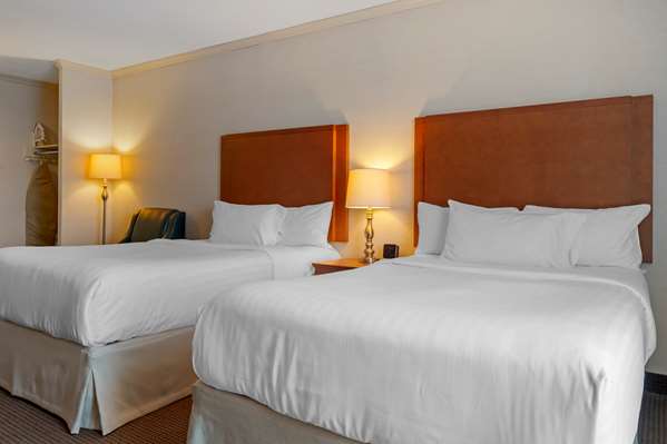  - Best Western Plus Gatineau Hotel