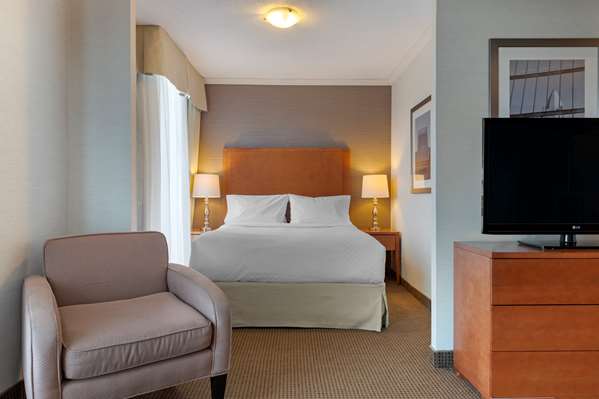 Suite - Best Western Plus Gatineau Hotel