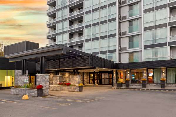 Exterior view - Best Western Plus Gatineau Hotel