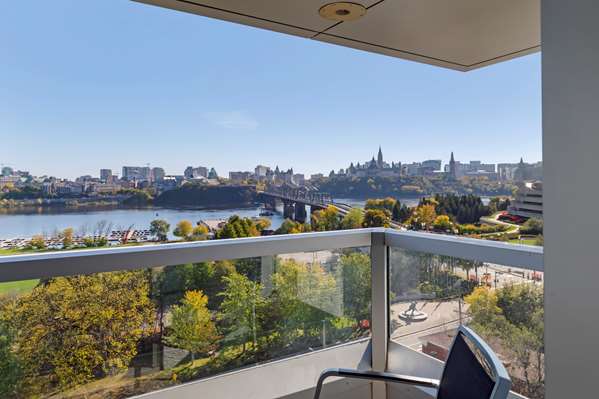  - Best Western Plus Gatineau Hotel