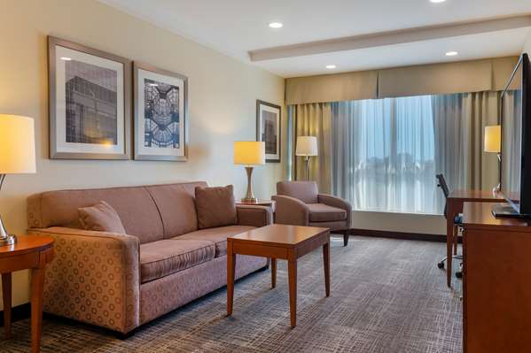  - Best Western Plus Gatineau Hotel