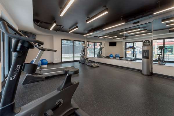 Fitness/ Exercise Room - Best Western Plus City Centre Hotel Quebec City