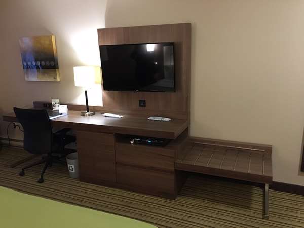  - Best Western Plus Mont Laurier Hotel