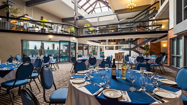  - Best Western Laval-Montreal Inn