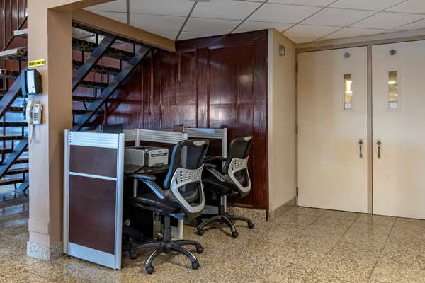 Conference Area - Best Western Marquis Inn & Suites Prince Albert