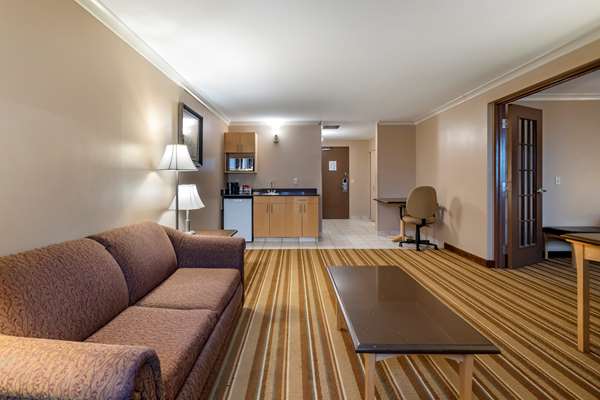  - Best Western Marquis Inn & Suites Prince Albert