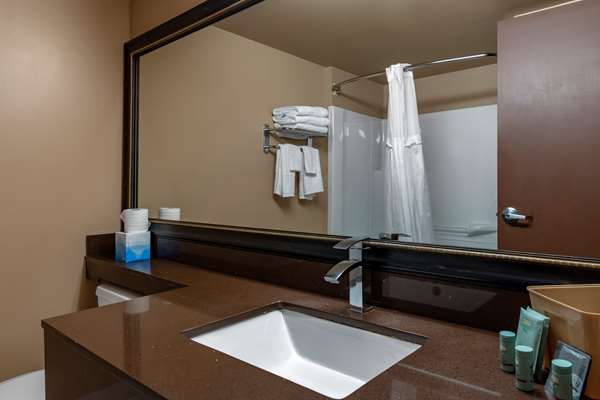  - Best Western Marquis Inn & Suites Prince Albert