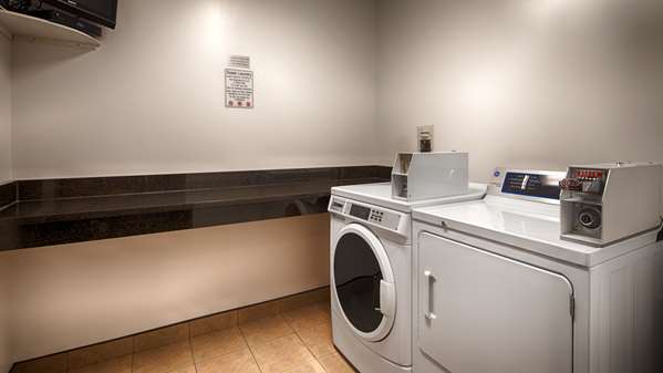  - Best Western Blairmore Hotel Saskatoon