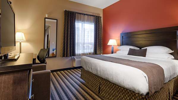  - Best Western Blairmore Hotel Saskatoon
