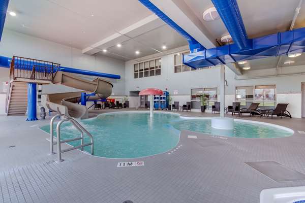 Pool - Best Western Plus Eastgate Inn Regina