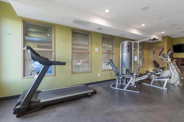 Fitness/ Exercise Room - Best Western Plus Moose Jaw Hotel