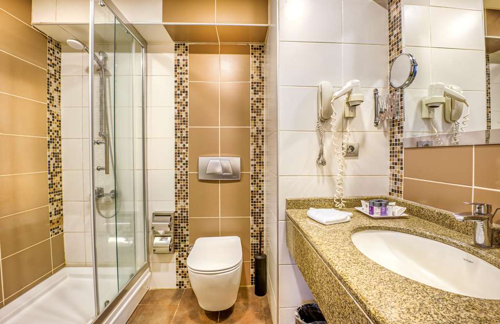 Best Western Plus Hotel Konak-guestroom-Guest Room,Bathroom,On-Site.jpg