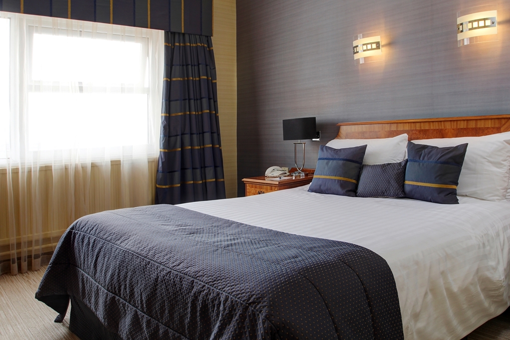 Best Western Aberavon Beach Hotel-guestroom-Guest Room,Indoor/Interior,On-Site.jpg