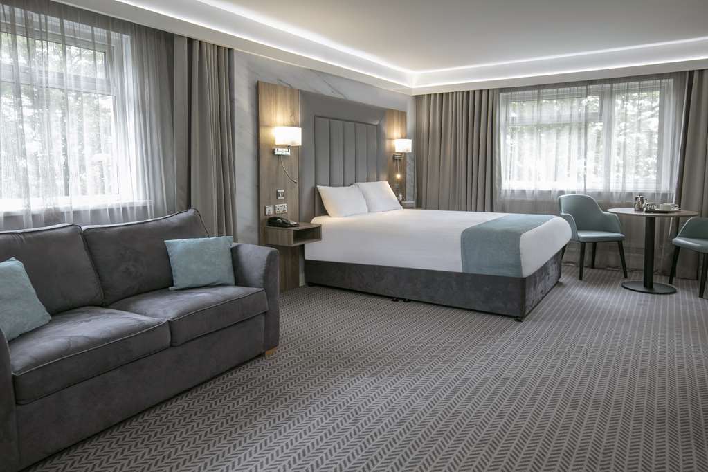 Best Western Premier Heronston Hotel & Spa-guestroom-Guest Room,Suite,On-Site.jpg