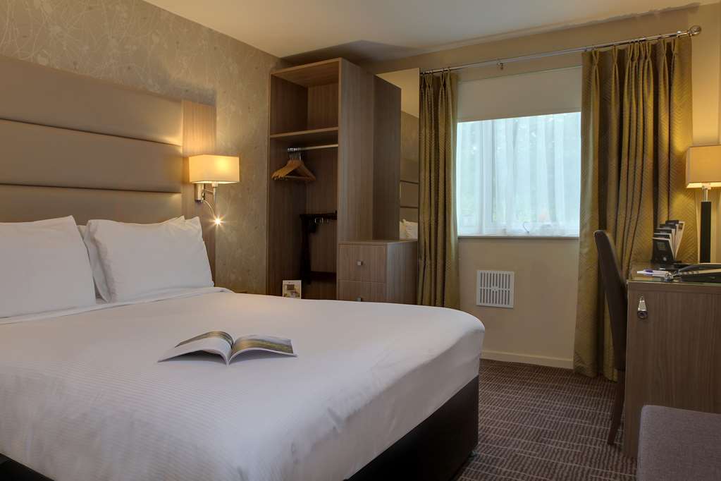 Best Western Pontypool Metro Hotel-guestroom-Guest Room,On-Site.jpg