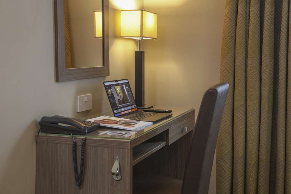 Best Western Pontypool Metro Hotel-guestroom-Guest Room,Guest Room Amenity,On-Site.jpg