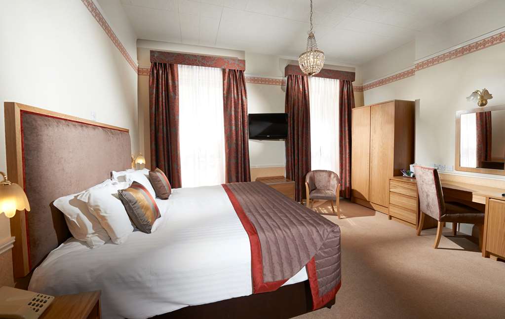 Best Western Moores Central Hotel-guestroom-Guest Room,On-Site.jpg