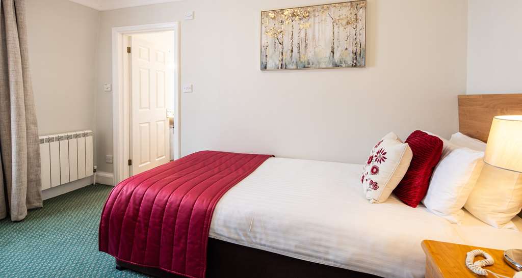 Best Western Royal Hotel-guestroom-Guest Room,On-Site.jpg