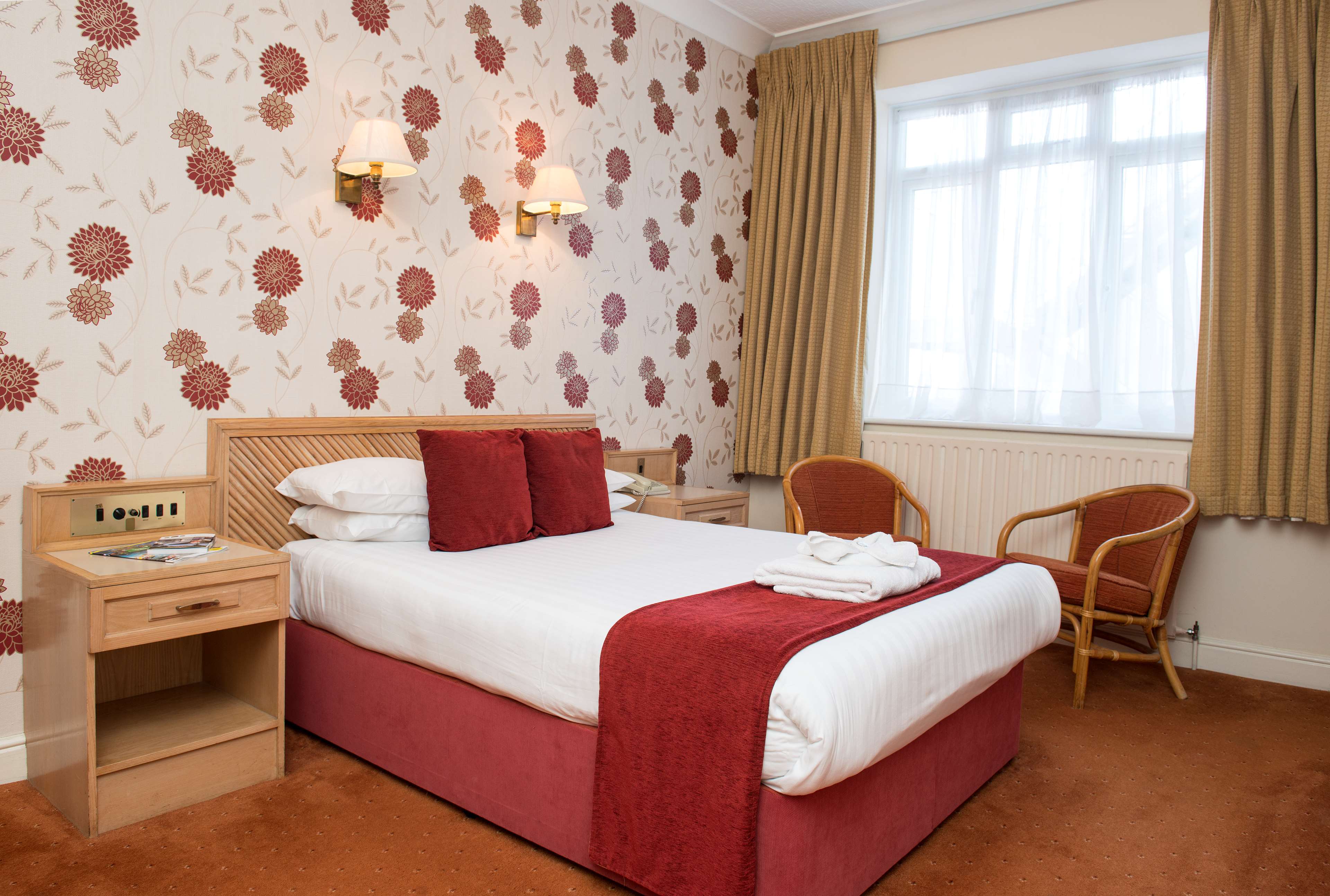 Best Western Royal Beach Hotel - Tap to explore photos