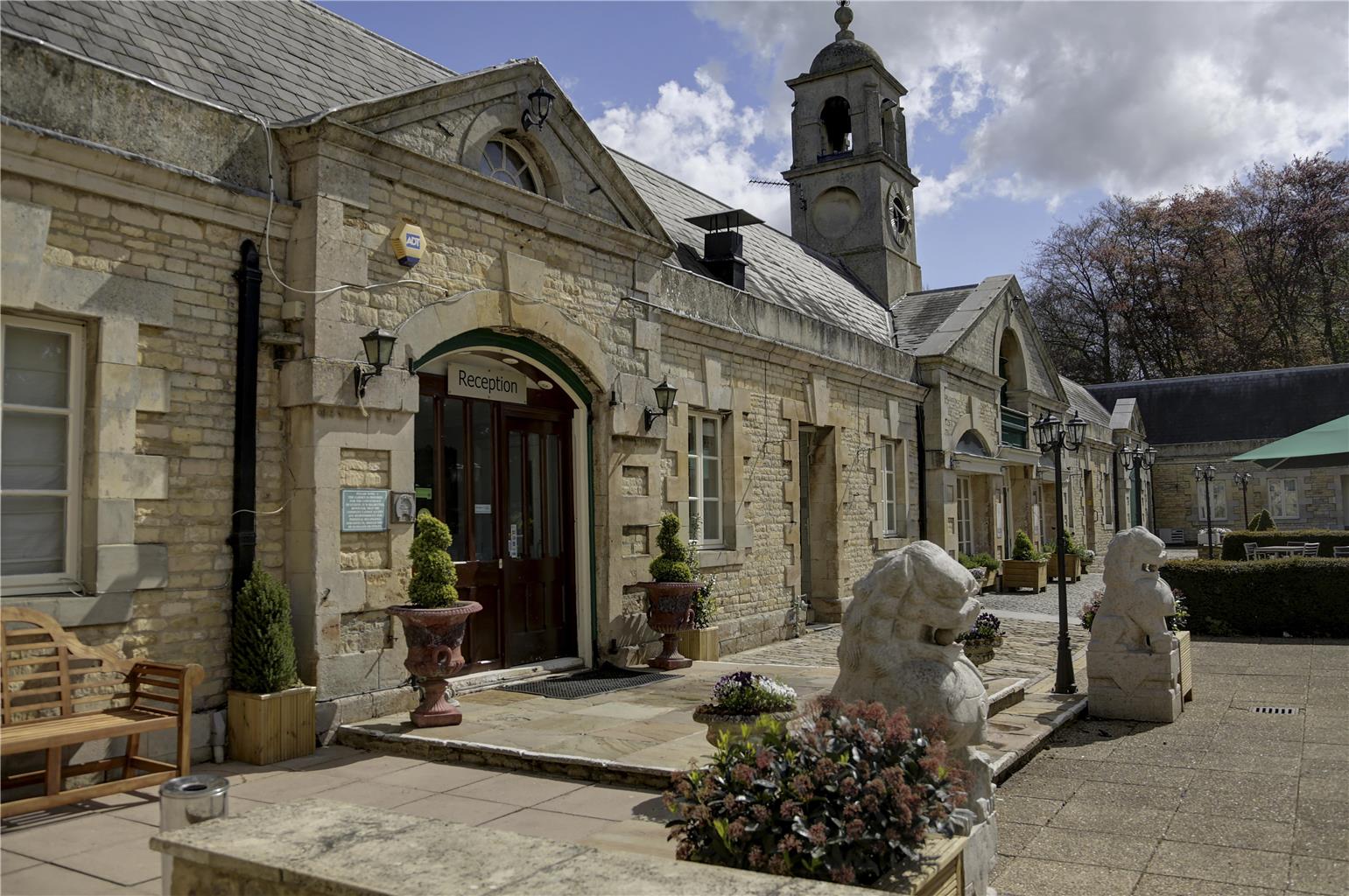 Normanton Park Hotel, BW Signature Coll