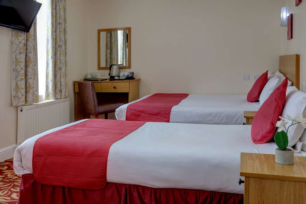 Best Western London Ilford Hotel-guestroom-Guest Room,On-Site.jpg