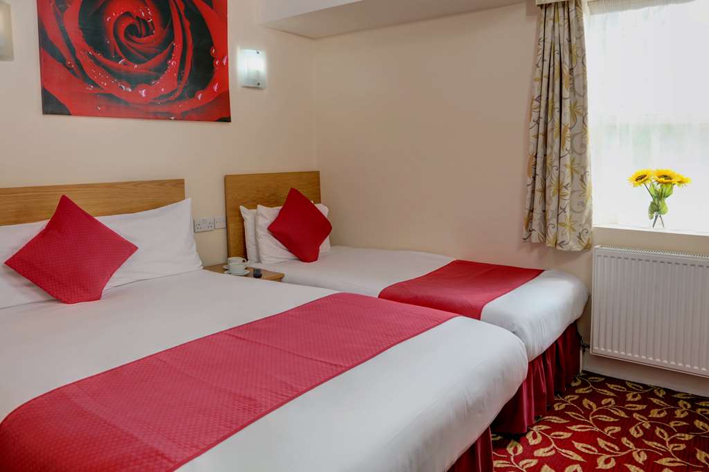 Best Western Greater London Hotel-guestroom-Guest Room,On-Site.jpg