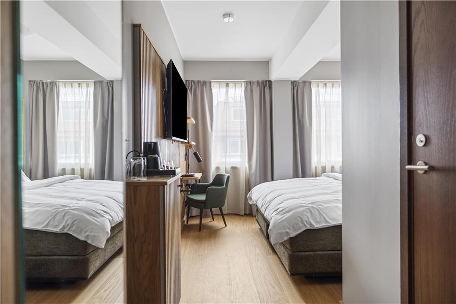 Guest Room,On-Site