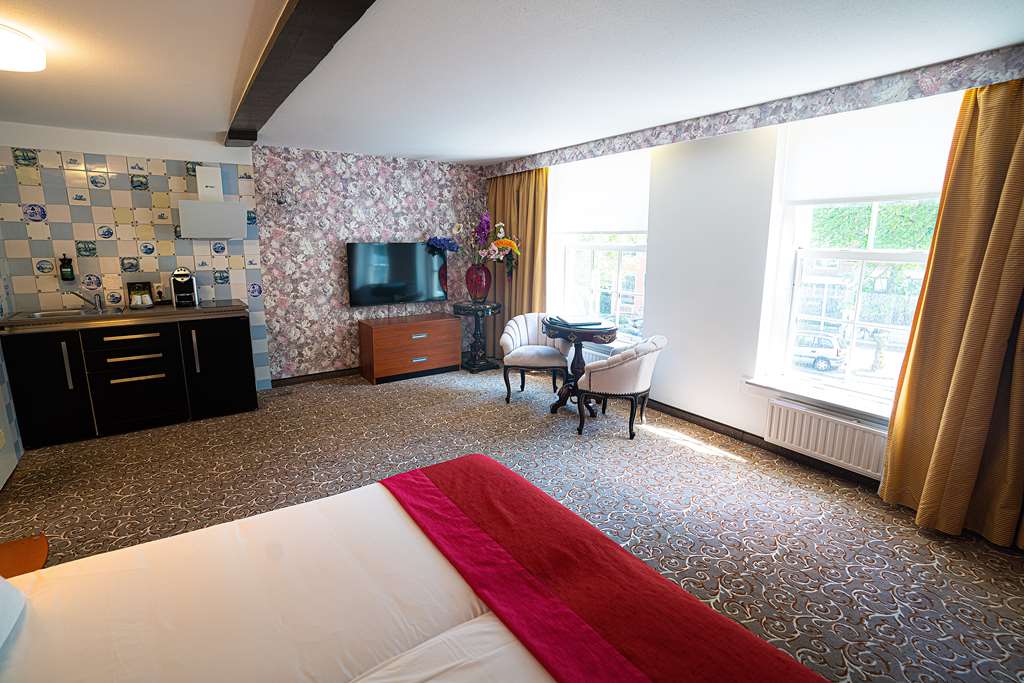Best Western Museumhotels Delft-guestroom-Guest Room,Guest Room Amenity,Kitchen/Kitchenette,On-Site.jpg