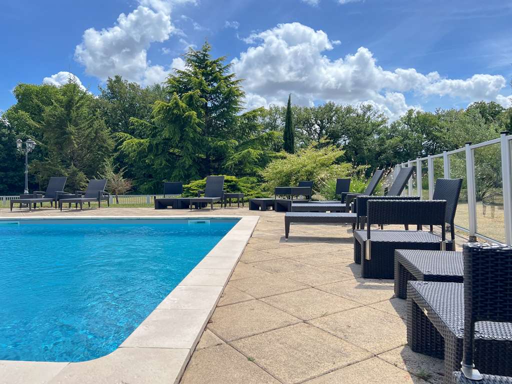 Best Western Le Bois De La Marche - Tap to explore photos