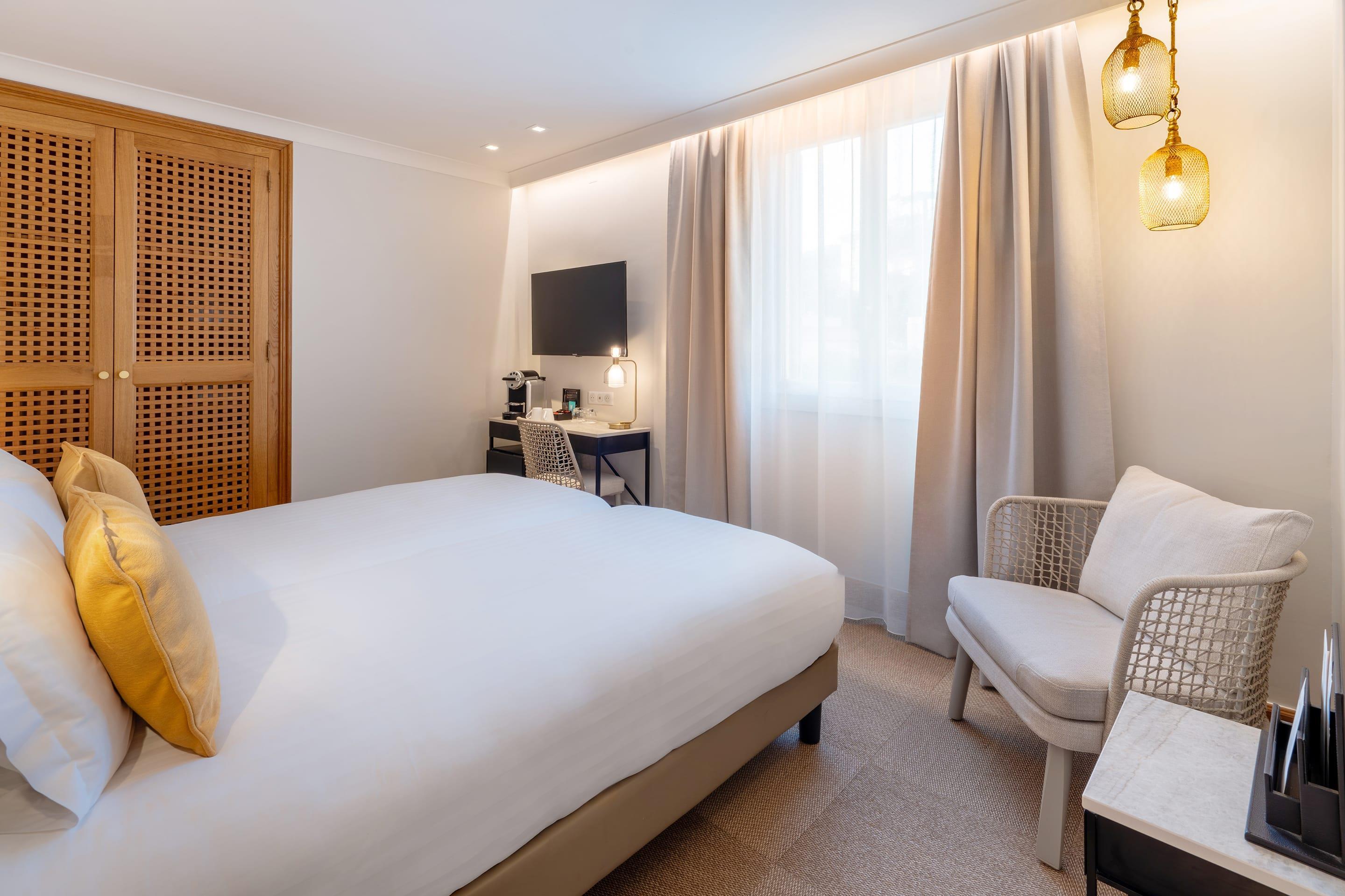 Best Western Premier Montfleuri - Tap to explore photos
