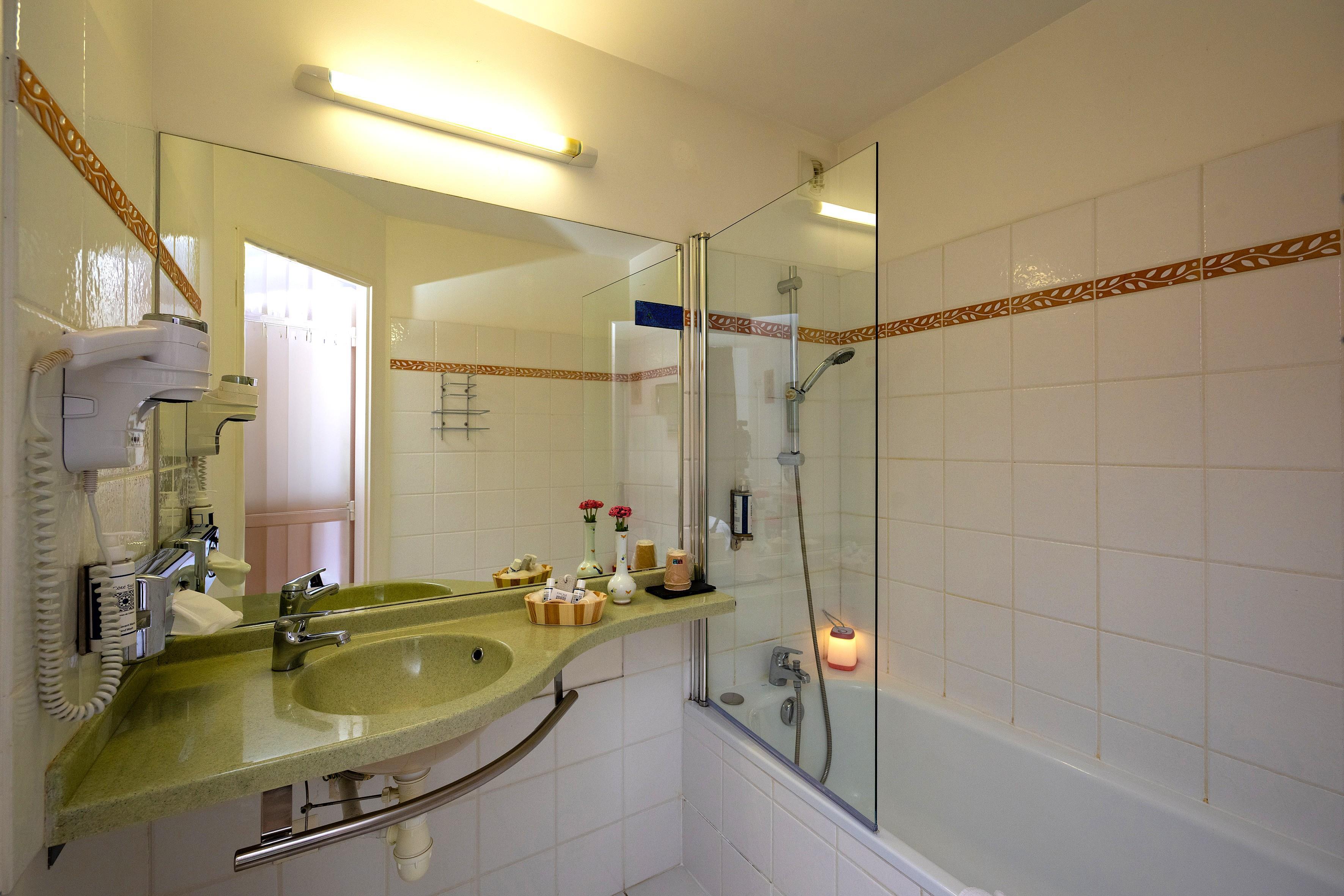 Best Western Aurelia Room Type - 2 Single Beds, Non-Smoking, Comfort Room