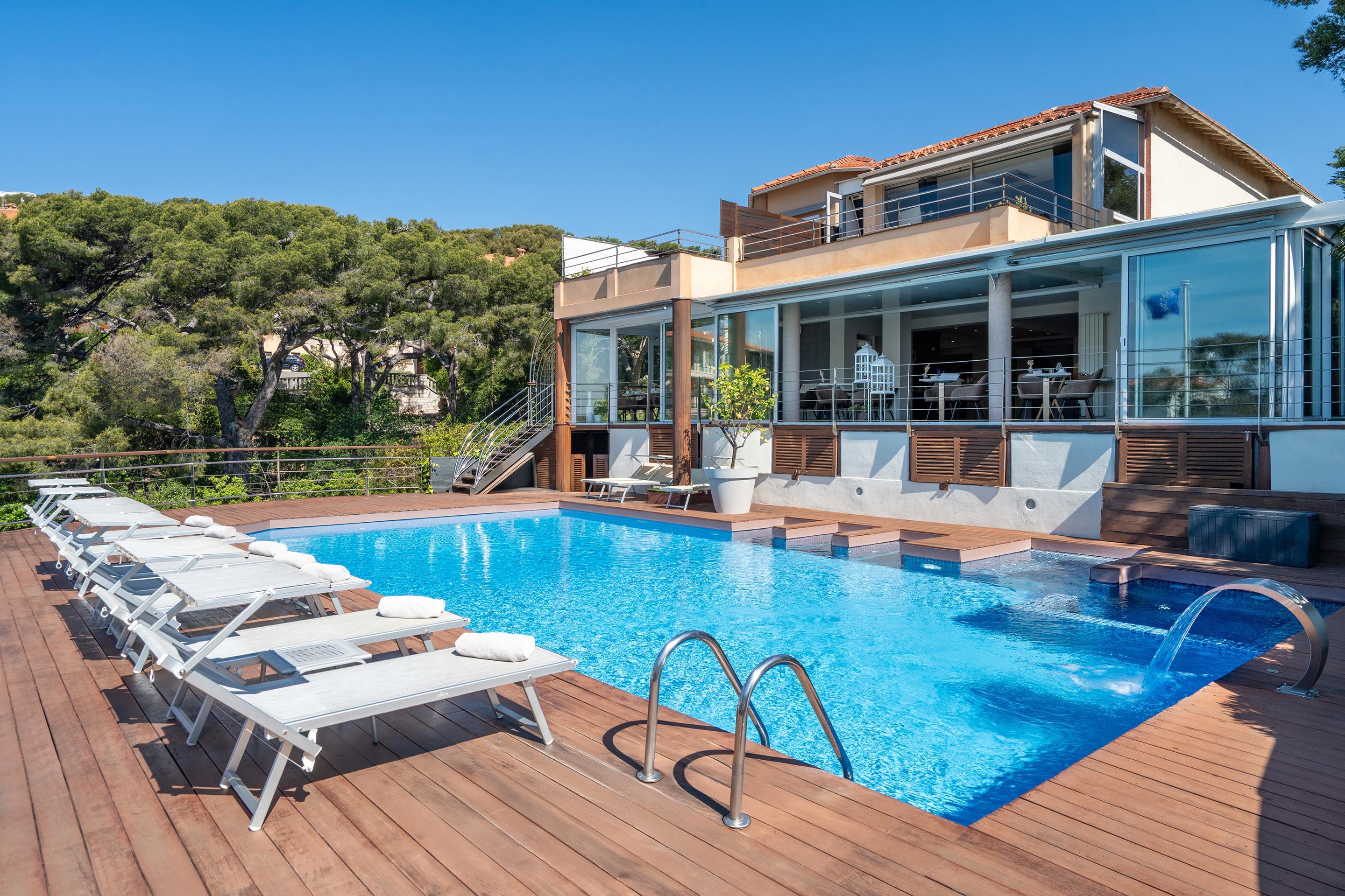 Best Western Plus La Rade
