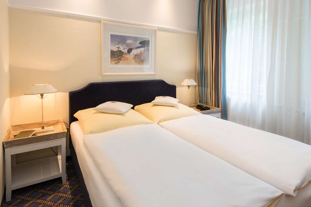 Seehotel Frankenhorst, BW Signature Collection-guestroom-Guest Room,On-Site.jpg