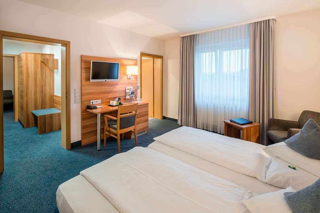 Best Western Blankenburg Hotel-guestroom-Guest Room,Suite,On-Site.jpg