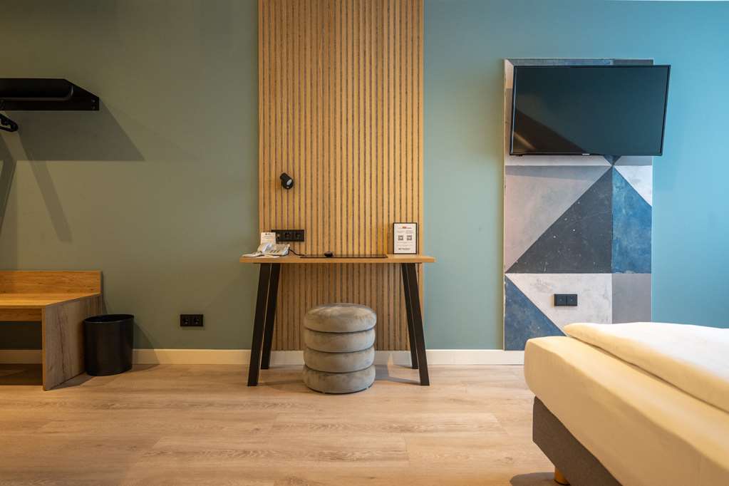 Best Western Hotel Prisma-guestroom-Guest Room,On-Site.jpg