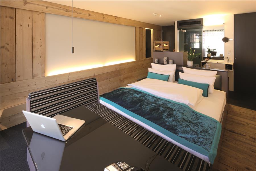 Guest Room,On-Site