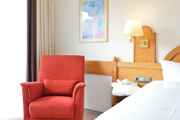 1 Single Bed, Superior Room, Mountain View, Balcony, Flat Screen Television, Mini Bar, Free W-Lan, Full Breakfast