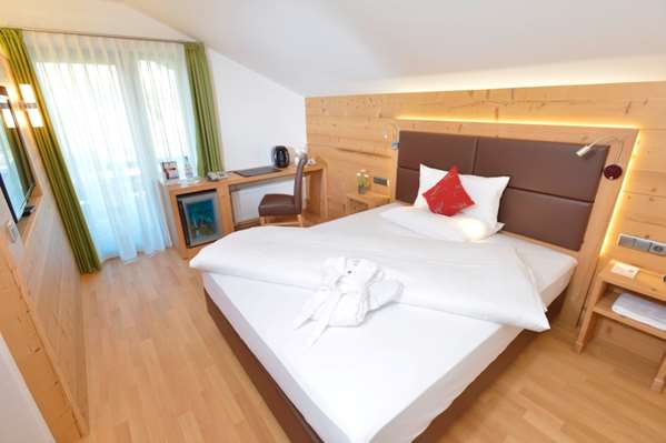 1 Double Bed, Comfort Studio, Separate Annexe Building, Balcony, Wood Floor, Free W-Lan, Full Breakfast